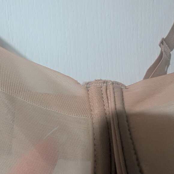 SKIMS | No Show Unlined Demi Bra In Mica 40DD - Picture 7 of 7